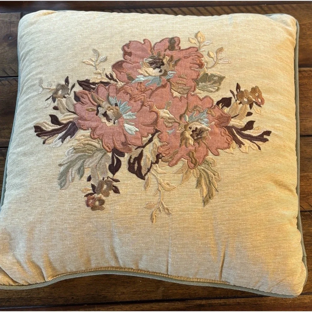 Croscill Normandy Square Embroidered Floral Design Throw Pillow 17x 17‎
